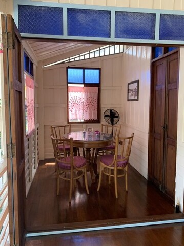 A0624CB0-0A63-40DB-9CC8-93A5CF0EAC63