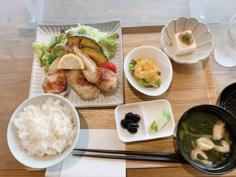 0E5A0197-716A-4D88-A428-CD0247C07E82