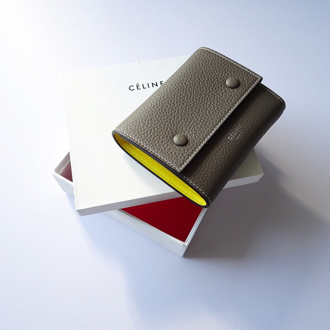 {E15ED4E2-353F-4091-A2EA-1869A6DD7EEC}