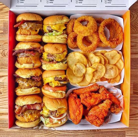 アメリカ アメリカのくせにちゃっちいハンバーガーが流行る まとメメちゃん