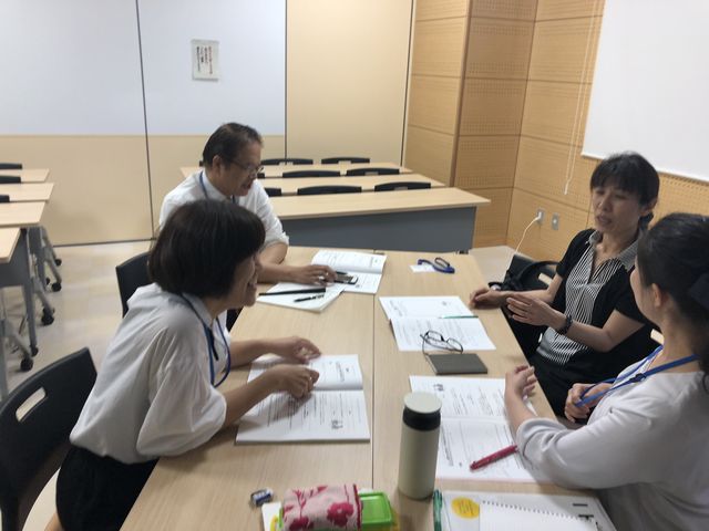 E7341CBE-9574-404B-AC55-F6E5872D3042