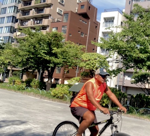 4B4BDCB8-A7A5-43E6-A427-57FD4EDA6E7A