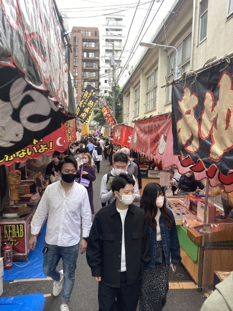 8878F00B-B501-401E-A44D-622CB31180C4