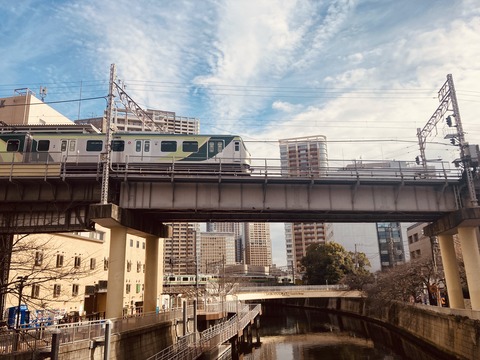 9CB7C8DA-266A-4FF3-8037-7DA8602458BA