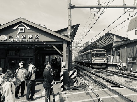 9E56F945-FCFB-44A9-B9A1-090A68792292