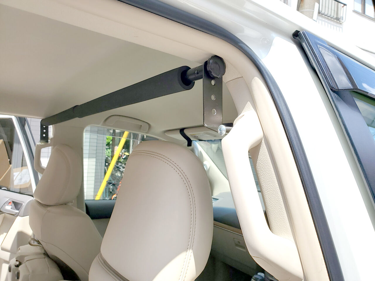 150系ランドクルーザープラド 車内キャリア なみのりこぞう スタッフブログ