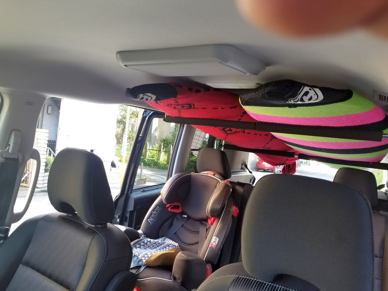 セレナc27にサーフボードを乗せる なみのりこぞう スタッフブログ