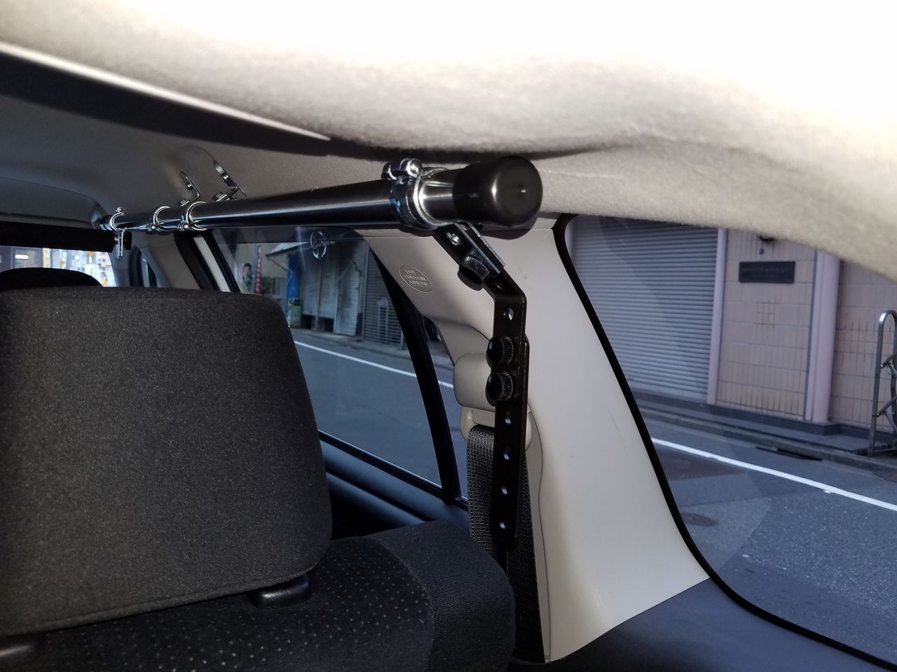 ４ カローラフィルダーサイドバータイプ 前 後ろバー掛けてボード積載 なみのりこぞう スタッフブログ