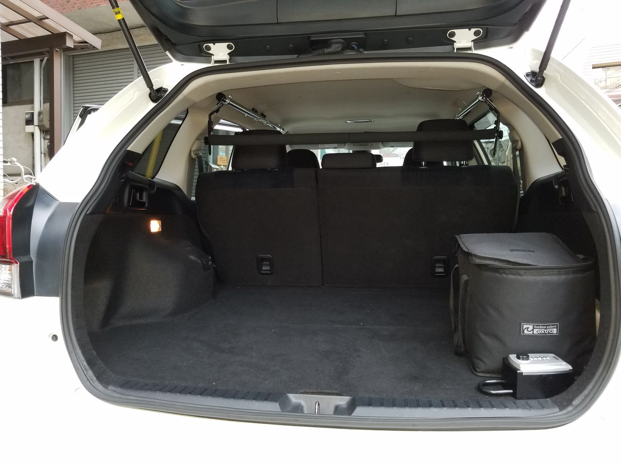 ４ カローラフィルダーサイドバータイプ 前 後ろバー掛けてボード積載 なみのりこぞう スタッフブログ