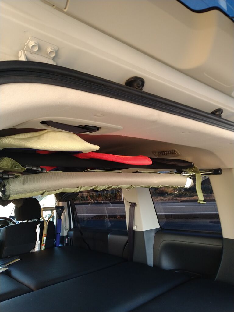 三菱 デリカD5に車内キャリア取付のようす 車内キャリアのなみのりこぞうカンパニー スタッフブログ 三菱 デリカD5に車内キャリア取付のようす 車内キャリアのなみのりこぞうカンパニー スタッフブログ