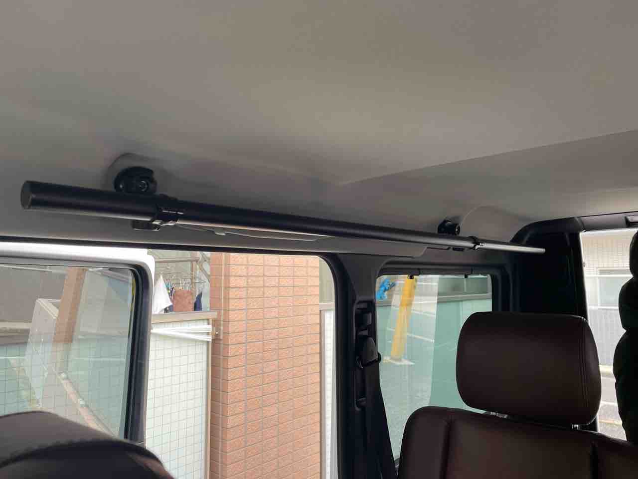 ひとつまえのGクラス（アウトサイド）サイドバー完成 : 車内キャリアの