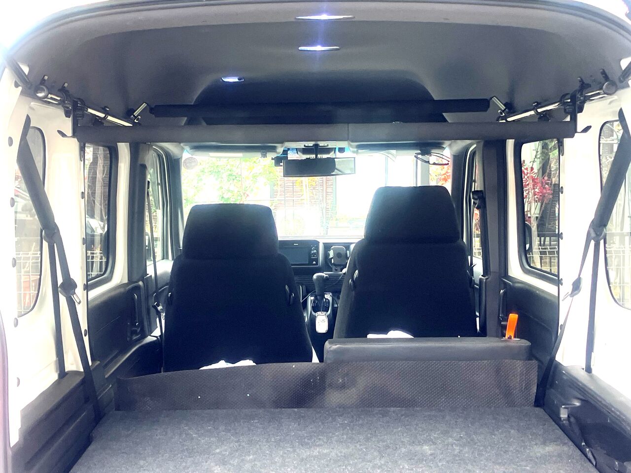 N-VAN穴開け無し車内ラックできました : 車内キャリアのなみのりこぞう  