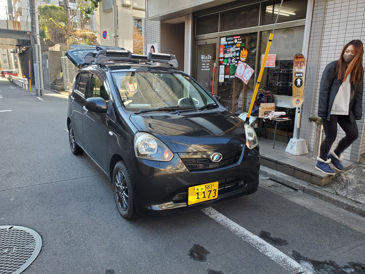 ダイハツミライースにサイドバーとスライドバーつけたよ！！ : 車内 