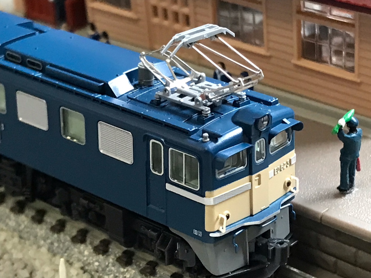 KATO ED62 JR仕様風。 KATO ED62 JR仕様風。 KATO EF62 後期形 JR仕様 入線: 仏間鉄道