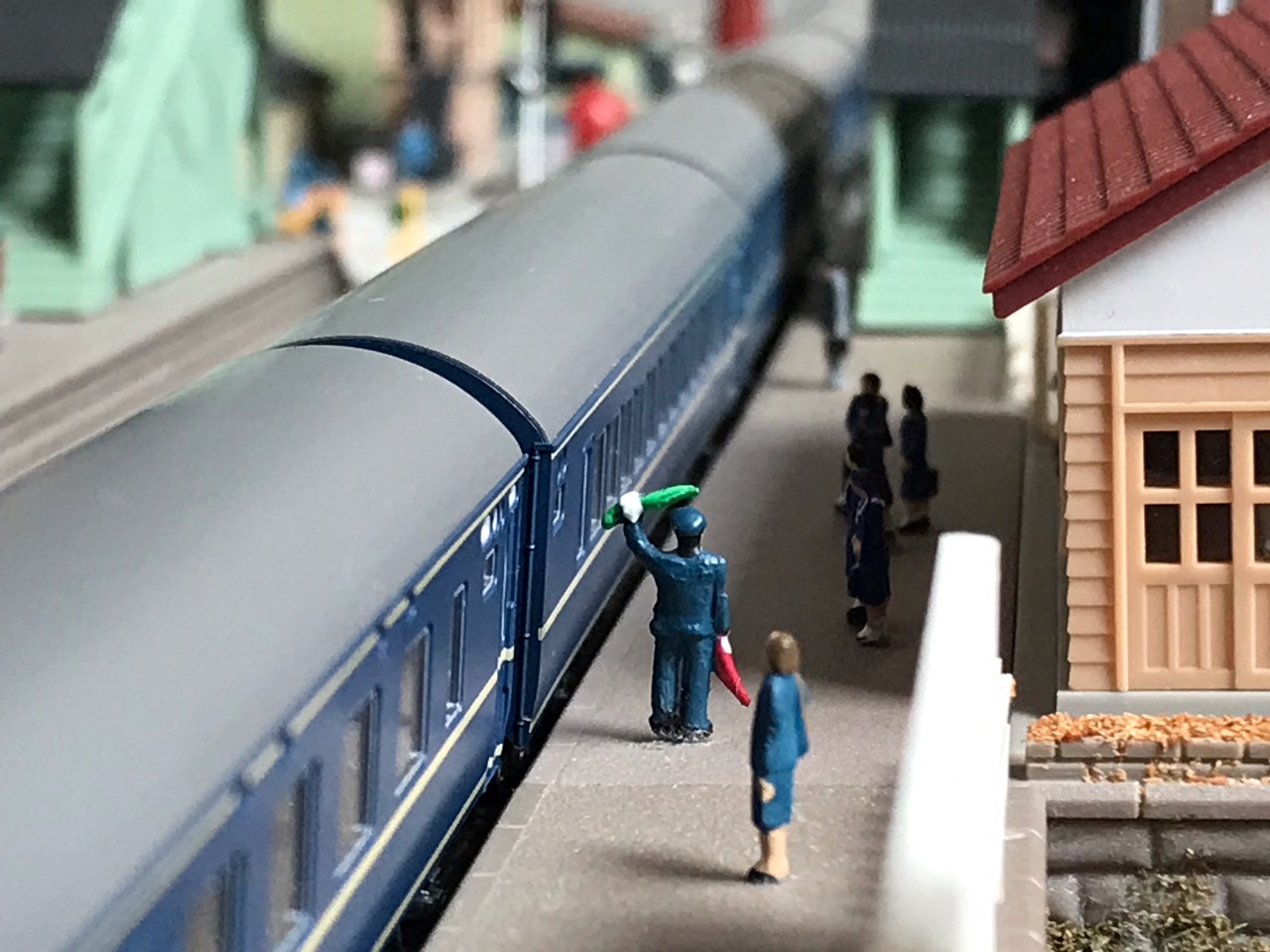 KATO ED73 20系寝台特急「さくら」 : なみとの風