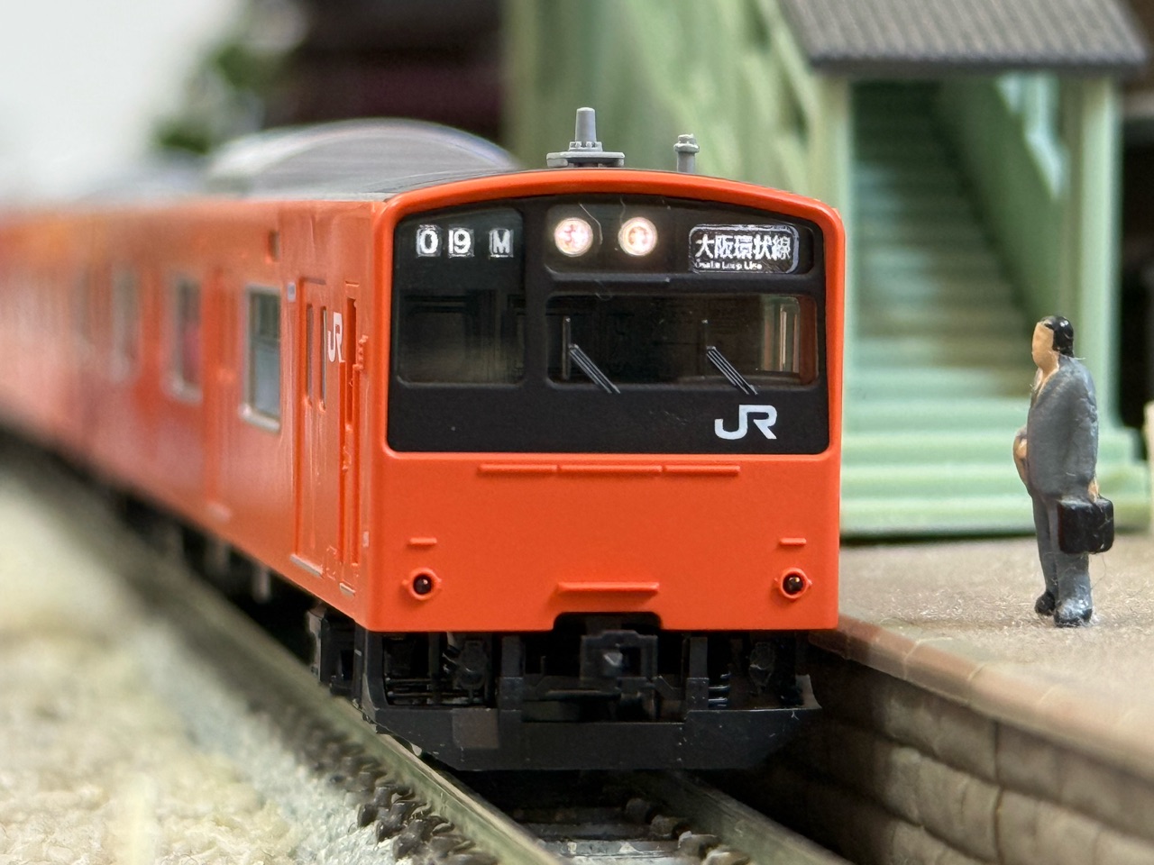 TOMIX 201系大阪環状線 模型】Tomix JR 201系通勤電車(JR西日本30N更新車・オレンジ) 入線と