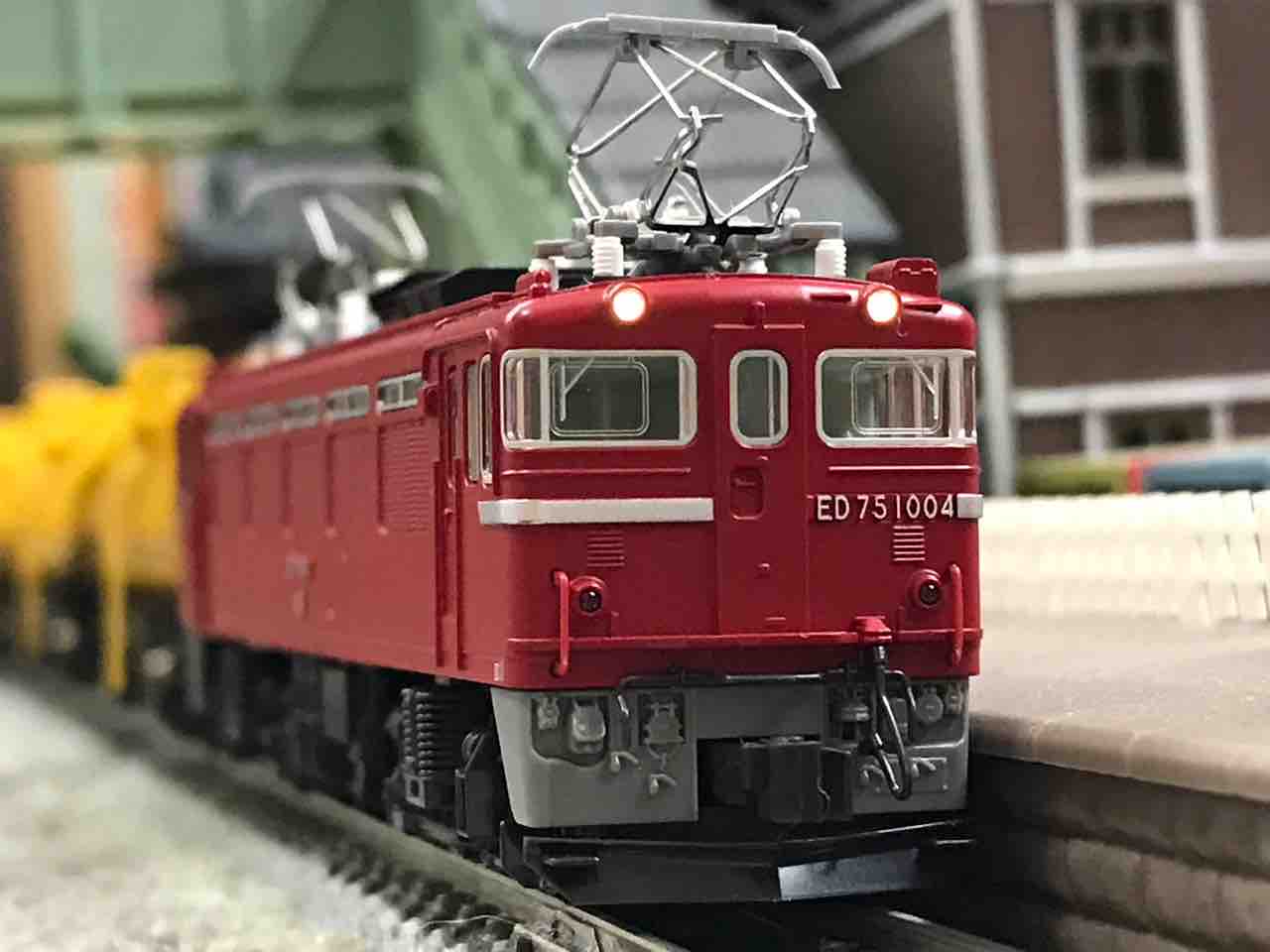 KATO ED75 1000 前期形 入線 : なみとの風 KATO ED75 1000 前期形 入線 : なみとの風