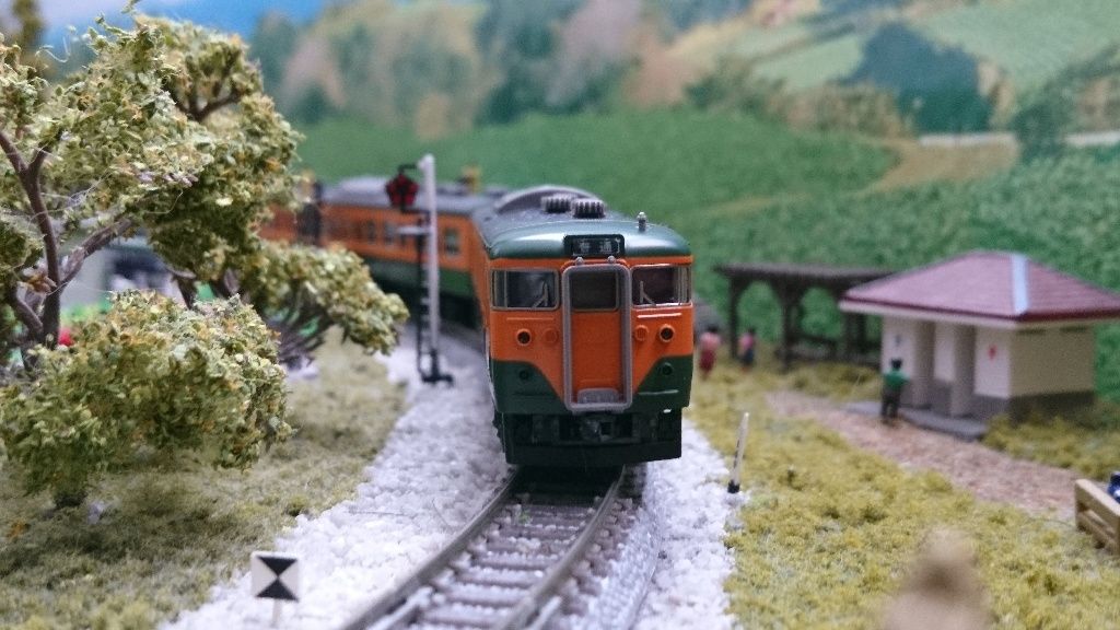 TOMIX JR 113 2000系近郊電車 (湘南色) 6両 国鉄 113-2000系近郊電車（湘南色）基本セットA｜製品情報｜製品