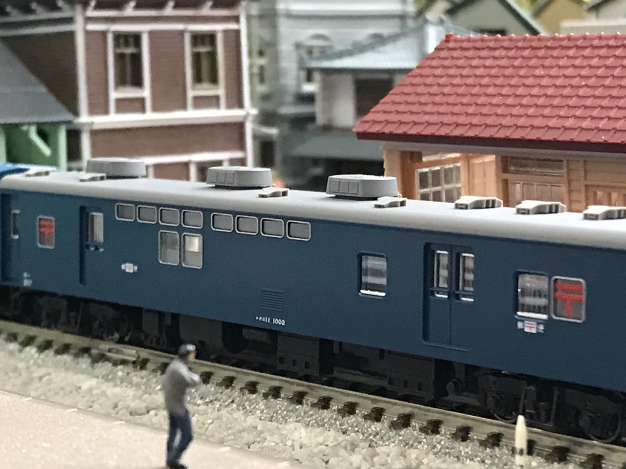 KATO 郵便・荷物列車「東海道・山陽」B 入線 : なみとの風