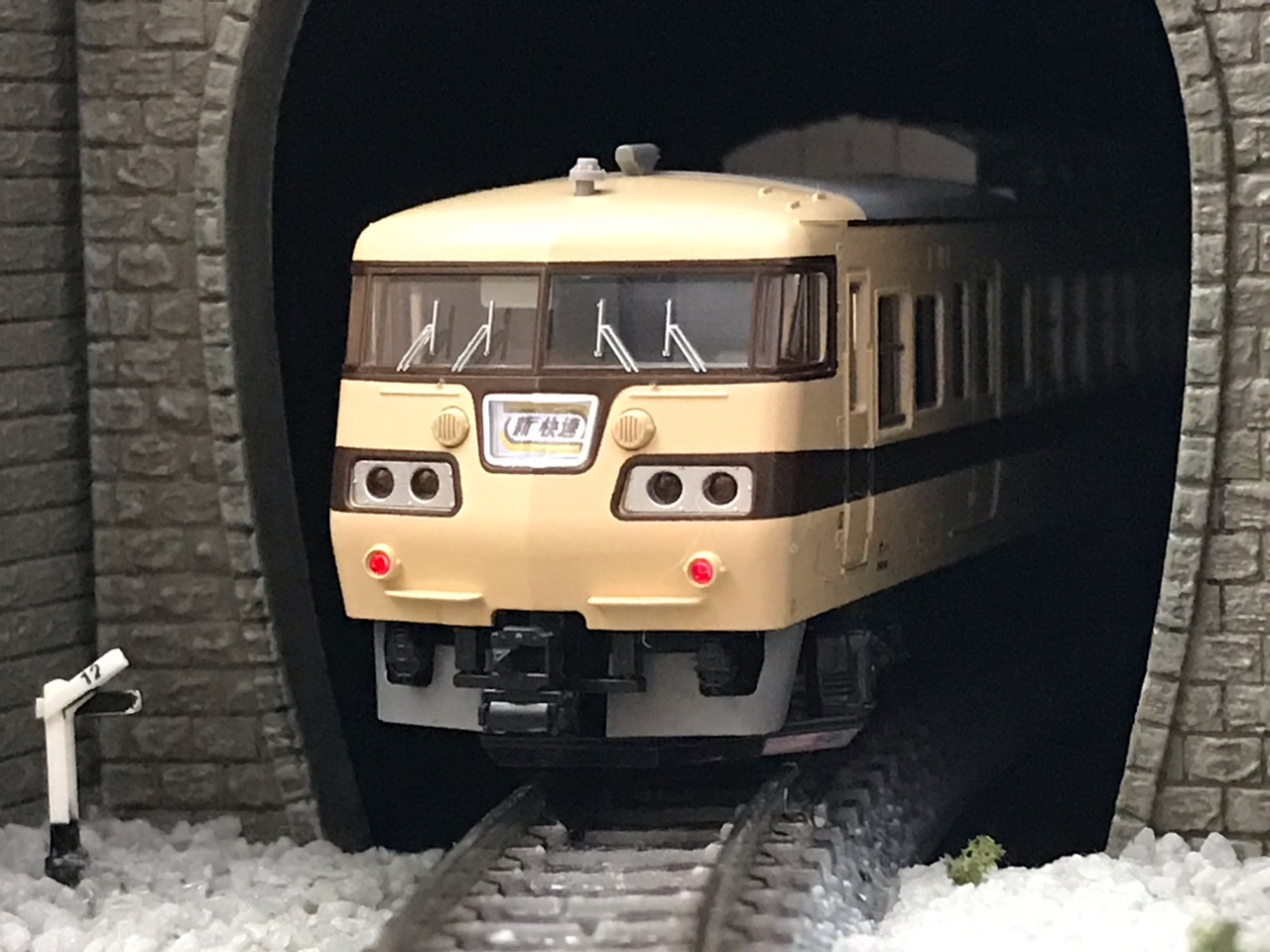 KATO 117系〈新快速〉 : なみとの風 KATO 117系〈新快速〉 : なみとの風
