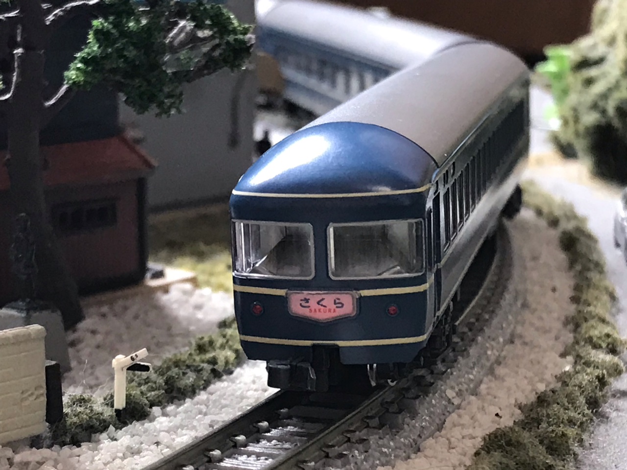 KATO ED73 20系寝台特急「さくら」 : なみとの風
