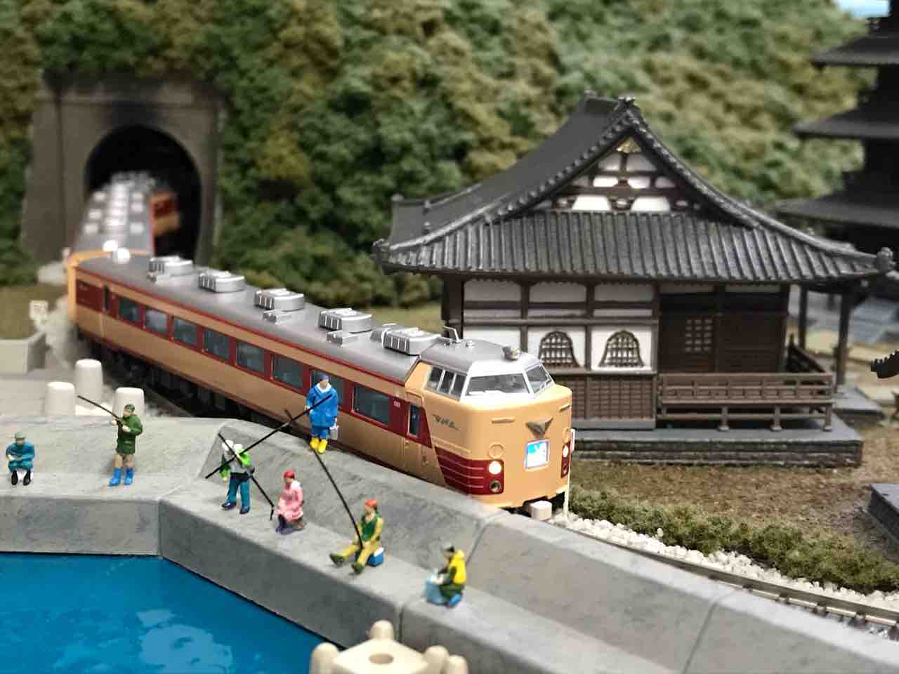 KATO 485系300番台 特急「白鳥」 : なみとの風