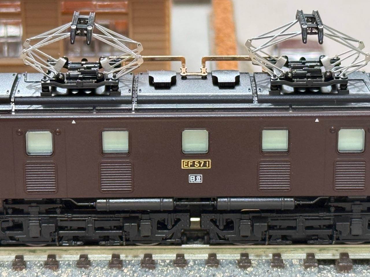 KATO EF57 1 夜行急行「八甲田」入線 : なみとの風