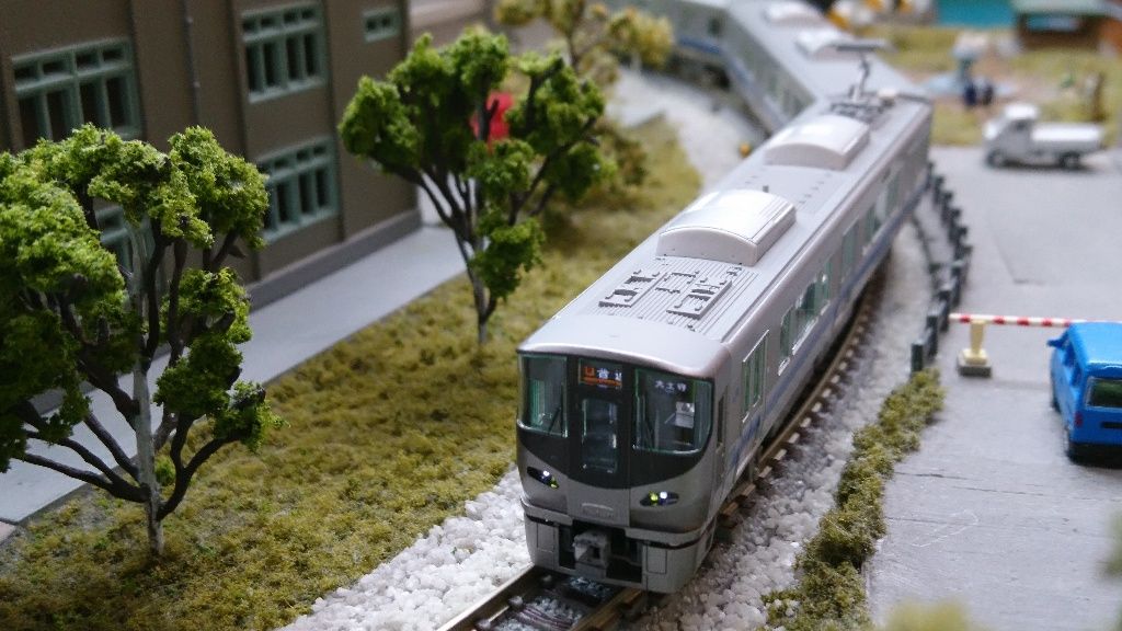 JR 225-5100系近郊電車基本セット｜製品情報｜製品検索｜鉄道