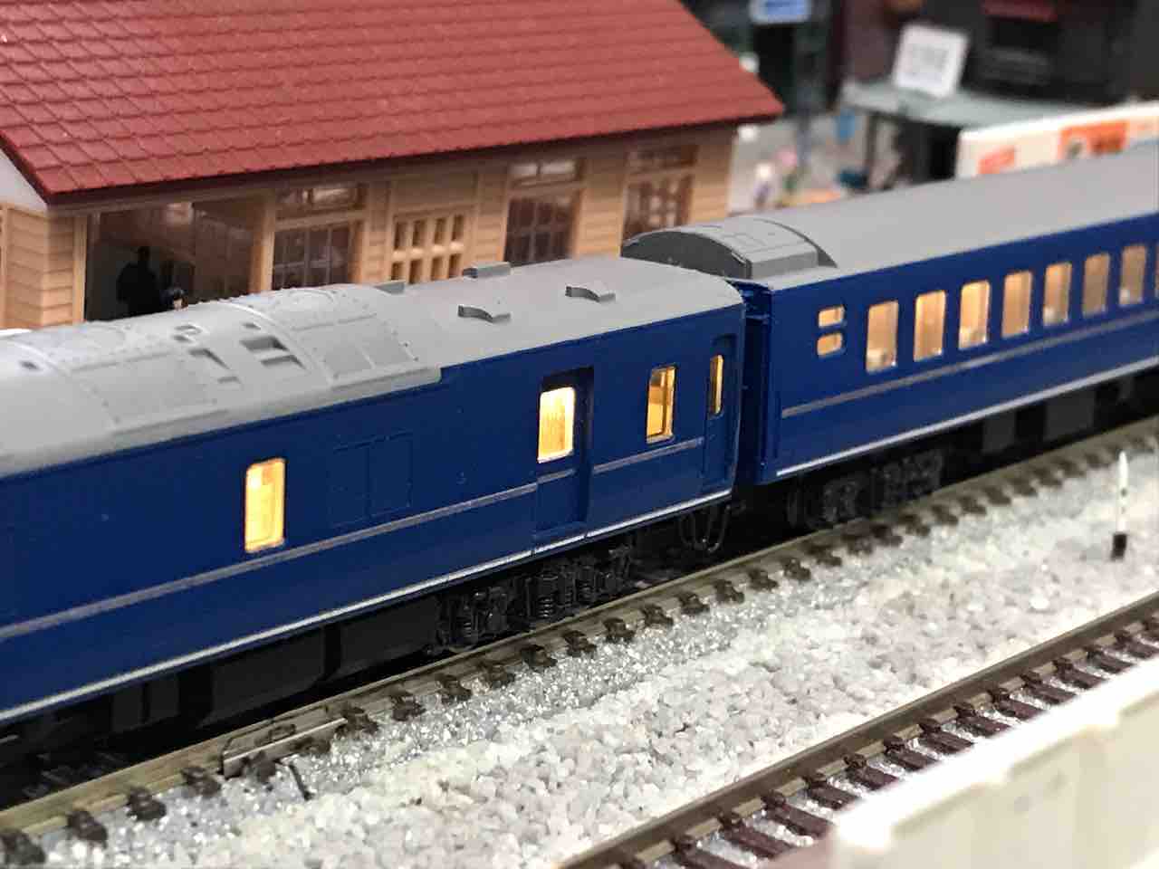 KATO EF81 400番台 JR九州仕様 : なみとの風 KATO EF81 400番台 JR九州仕様 : なみとの風