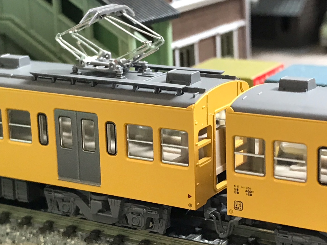 KATO 西武101系 新塗色 入線 : なみとの風