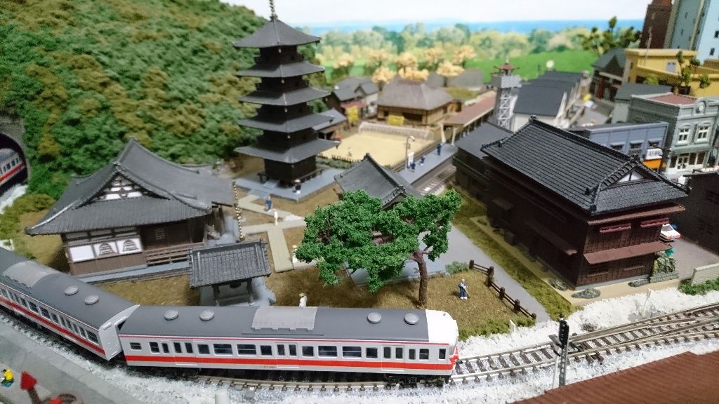 TOMIX 113系0番台 関西線快速色 : なみとの風