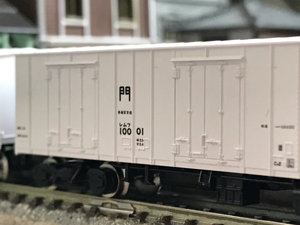 TOMIX レサ10000系「とびうお・ぎんりん」 : なみとの風