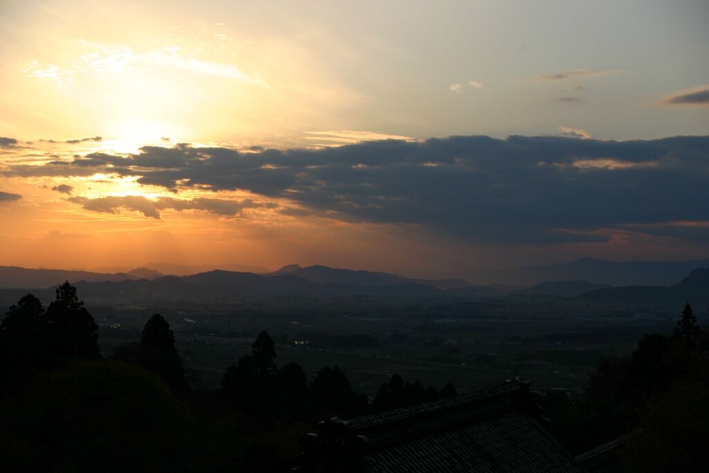 酒はこれ忘憂の名あり 京都生まれの気ままな遁世僧 今様つれづれ草