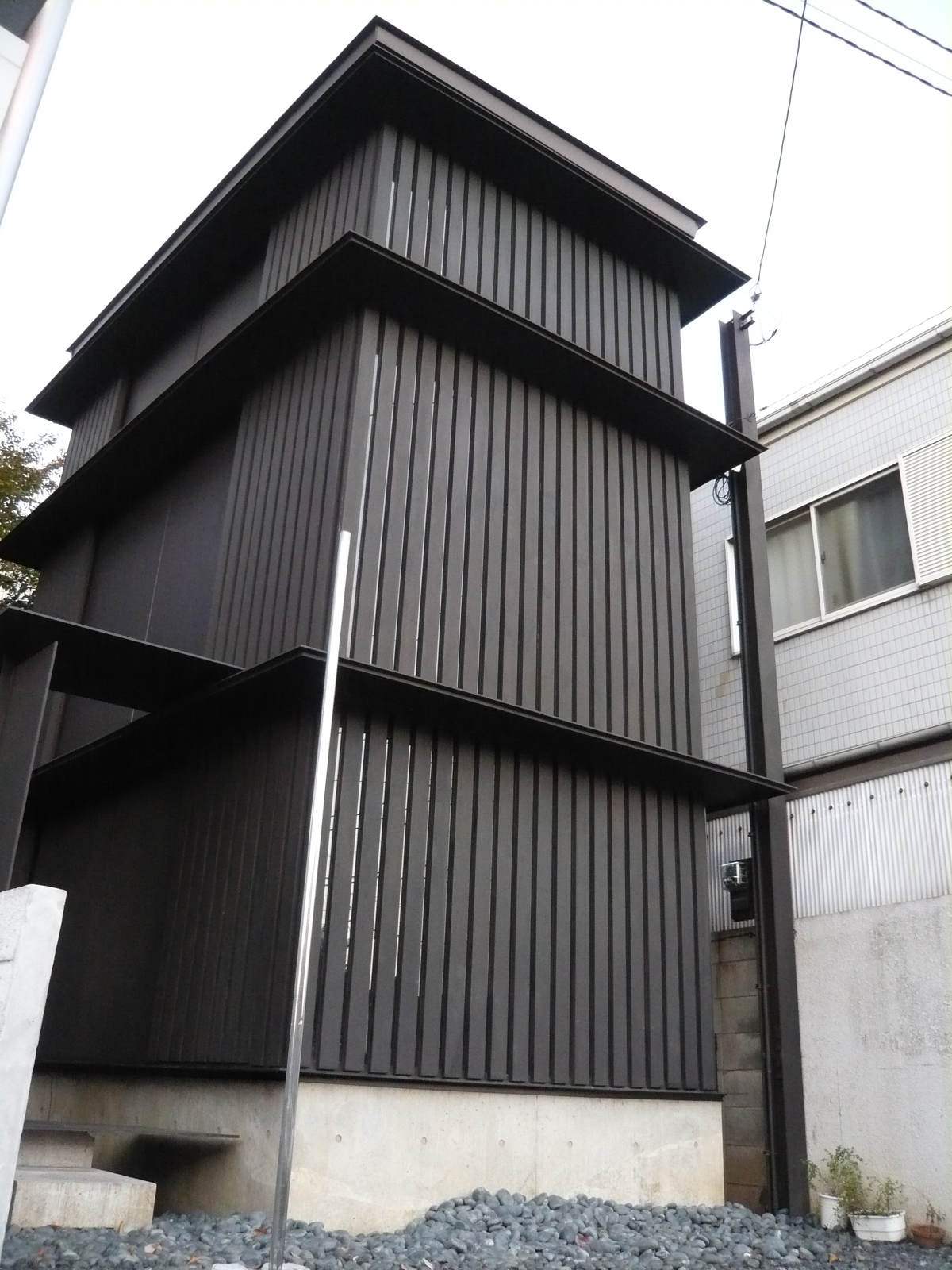 建物探訪 川口通正 ナナと今日も楽しく
