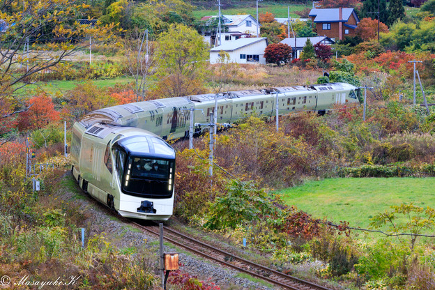 402A8549