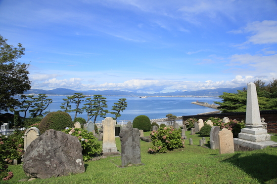 88b17592.jpg