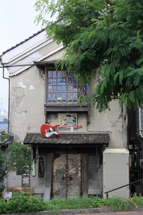 c9179880.jpg