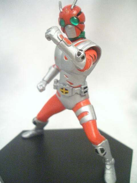 戦いの時は来たり！技は赤心小林拳～バンプレスト 仮面ライダー