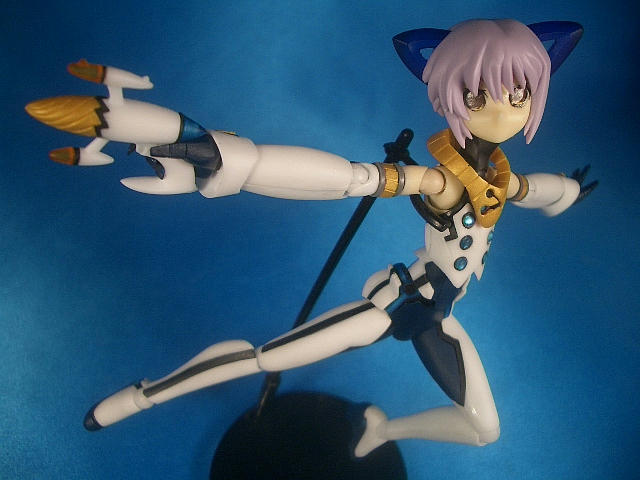 リキッドストーン　ガレージキット　長門有希ストライクスーツ(未組立) ミヨちゃんのキッスは百万馬力～リキッドストーン 長門有希 ストライク