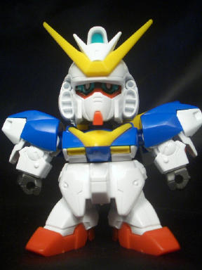 翼よ!再び~元祖SDガンダム V2ガンダム~ : なななな、