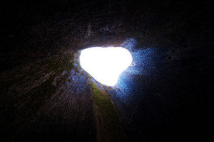 深淵をのぞく時 深淵をのぞいているのだ ねこのめ