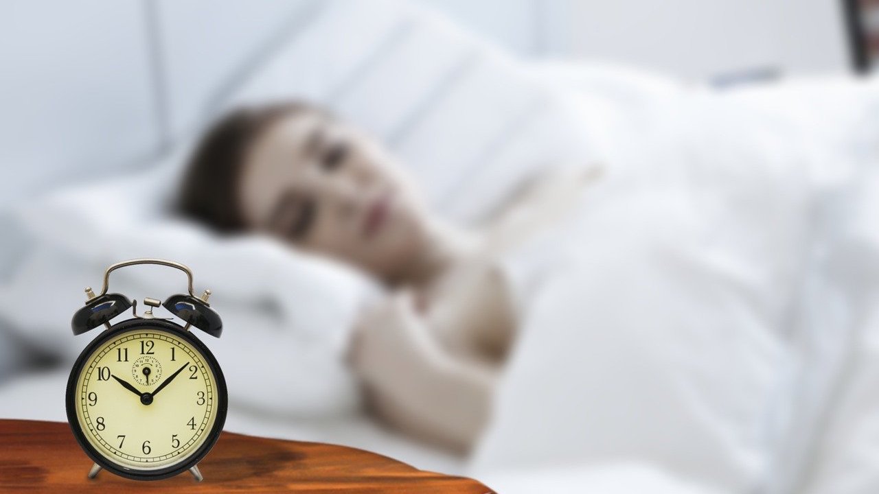 0717clock-5207235_1280