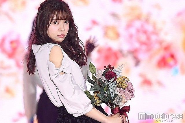 欅坂46小林由依 肩あきファッション キュートな表情に胸キュン 乃木坂46 欅坂46 日向坂46の気になるニュース 欅坂46小林由依 肩あきファッション キュートな表情に胸キュン 乃木坂46 欅坂46 日向坂46の気になるニュース