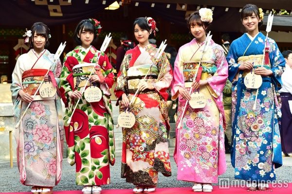 生田絵梨花 堀未央奈ら乃木坂46 96年組 が成人式 艶やかな振袖姿を披露 乃木坂46 欅坂46 日向坂46の気になるニュース 生田絵梨花 堀未央奈ら乃木坂46 96年組 が成人式 艶やかな振袖姿を披露 乃木坂46 欅坂46 日向坂46の気になるニュース