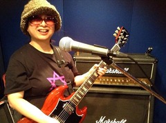 ���ʡ��������ϡ�