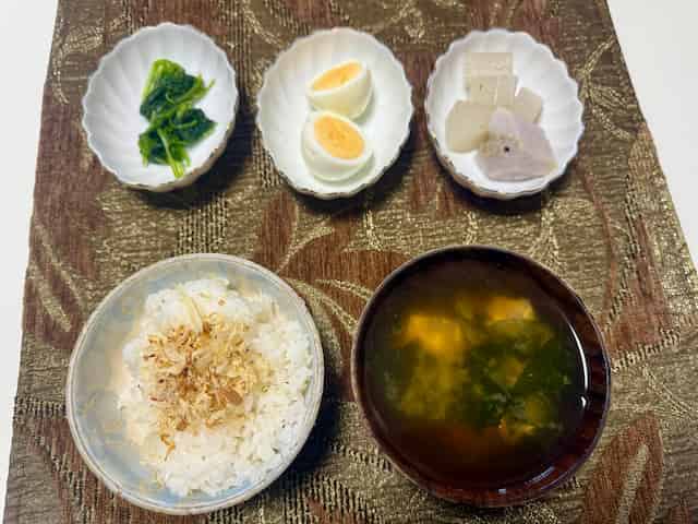 ����������Ӥ���