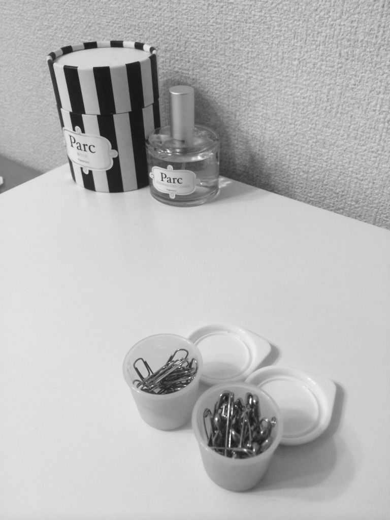 無印良品の1個60円のカワイイ小物ボックスで文具整理 美的収納を目指すｓimple World