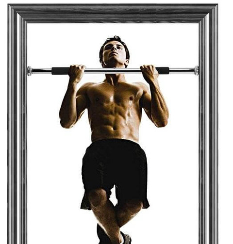 2_man-with-pull-up-bar-in-the-doorway