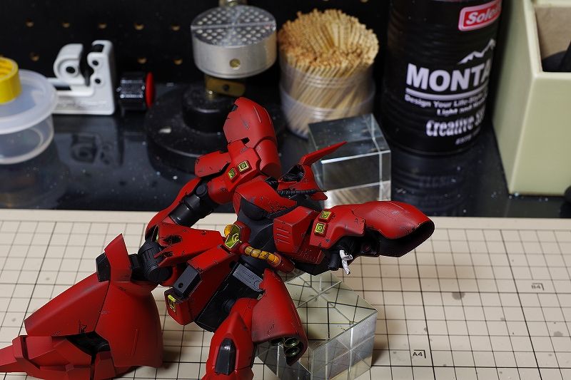 HG サザビー製作記05:ジオラマベース : 続・七式ガンプラ部