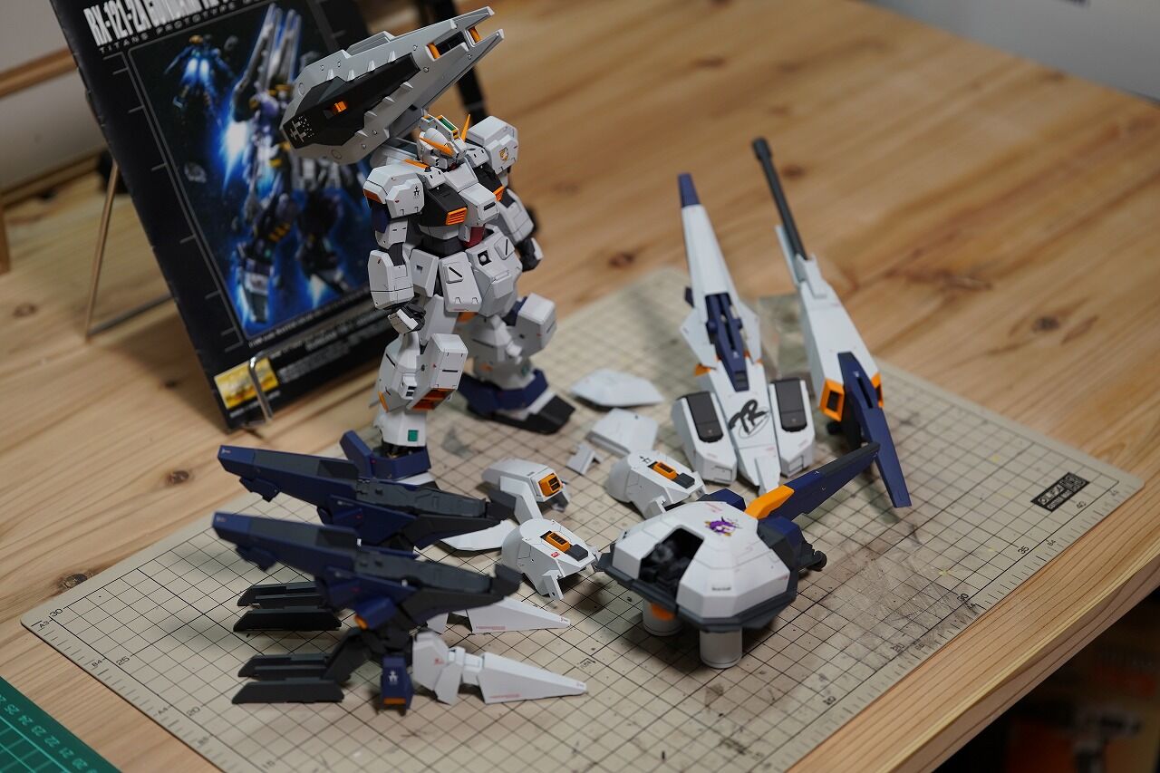 MG ガンダムTR-1 H.M.G ミキシングビルド : 続・七式ガンプラ部